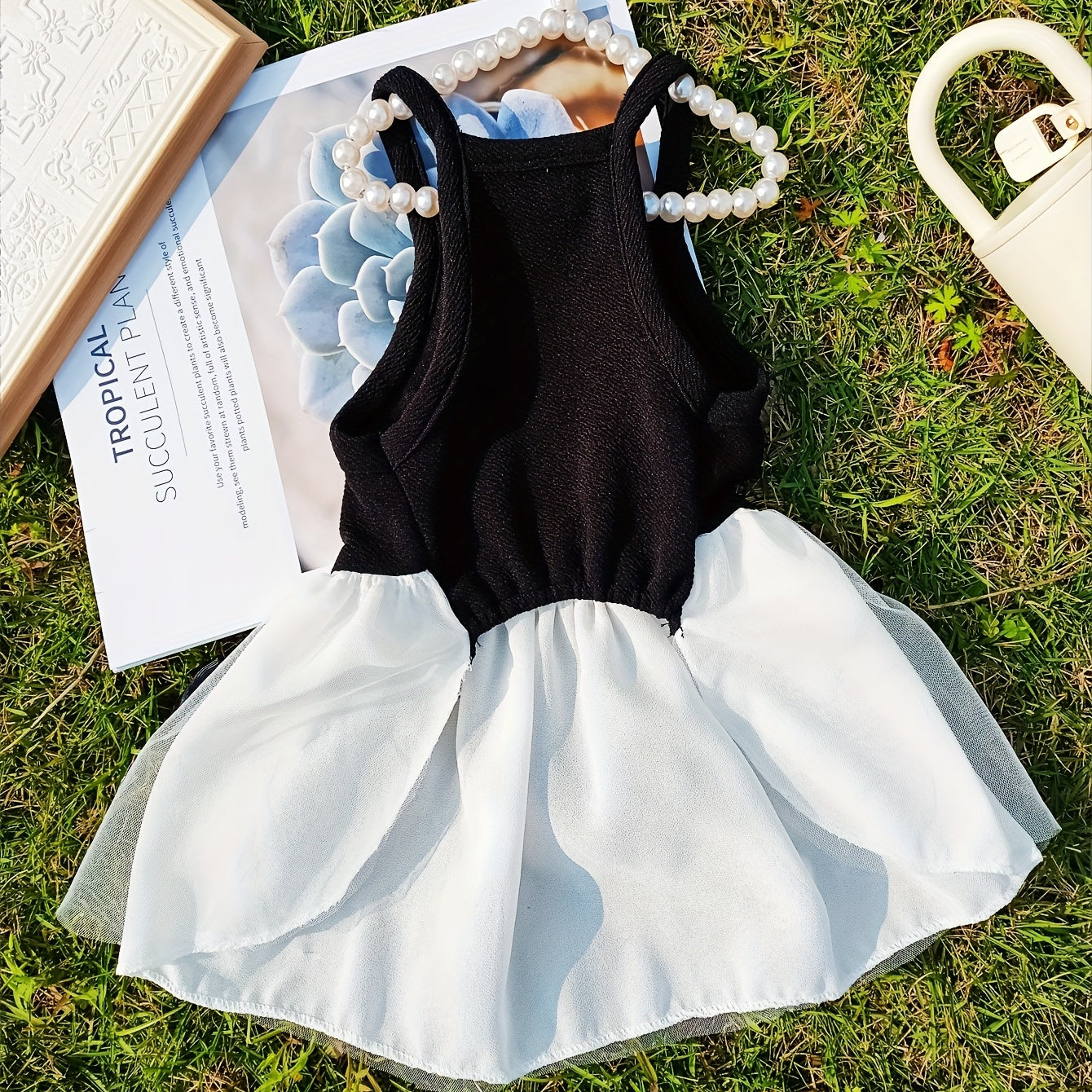 [Popular Choice] Chic Hepburn-Inspired Pet Dress with Bowknot - Breathable Mesh Tutu Skirt for Small to Medium Dogs and Cats, Perfect for Spring & Summer, Butterfly Knot, Suitable for All Seasons